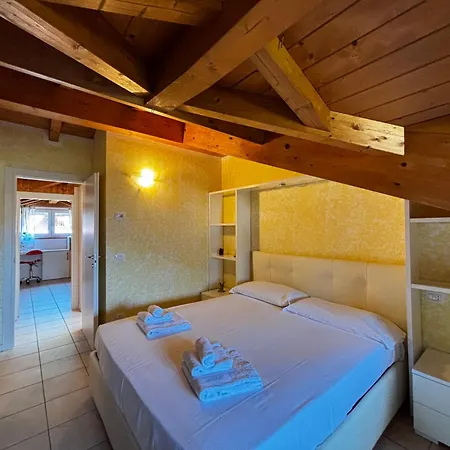 Casa - Larihome A100 *