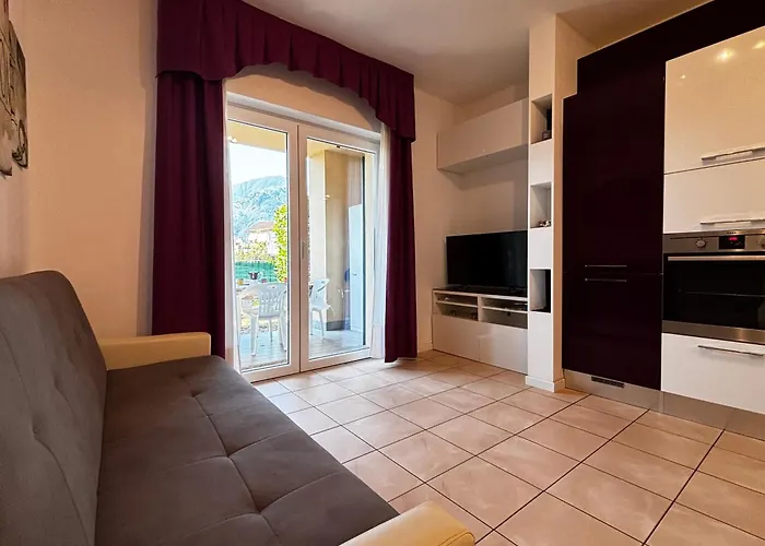 Casa - Larihome A100 Apartmán *