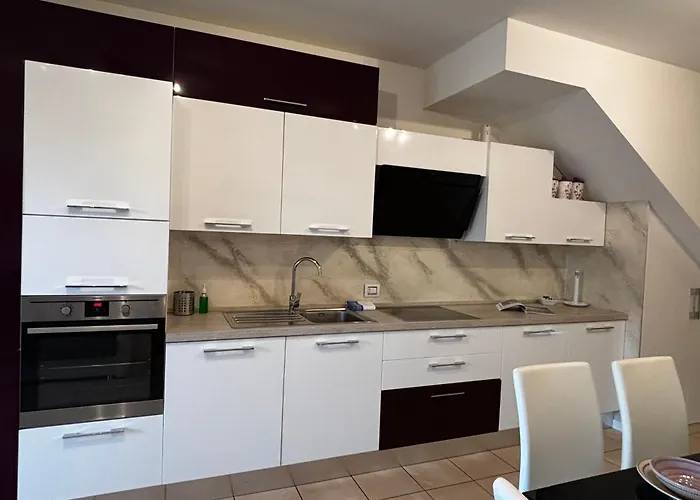 Casa - Larihome A100 Apartmán