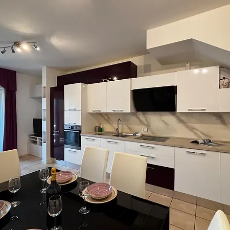 Casa - Larihome A100 Appartement *