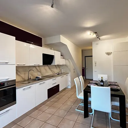 Casa - Larihome A100 *